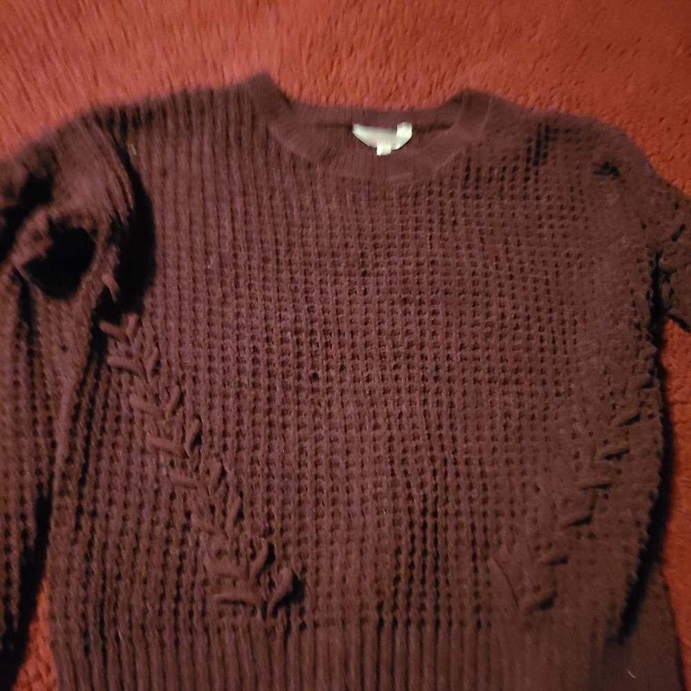 Sweater - Picture 2 of 4